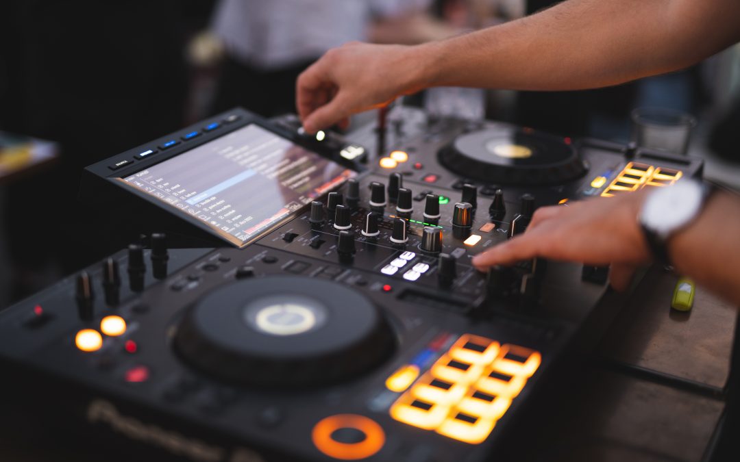 House music: origen, evolució i per què continua marcant les pistes de ball